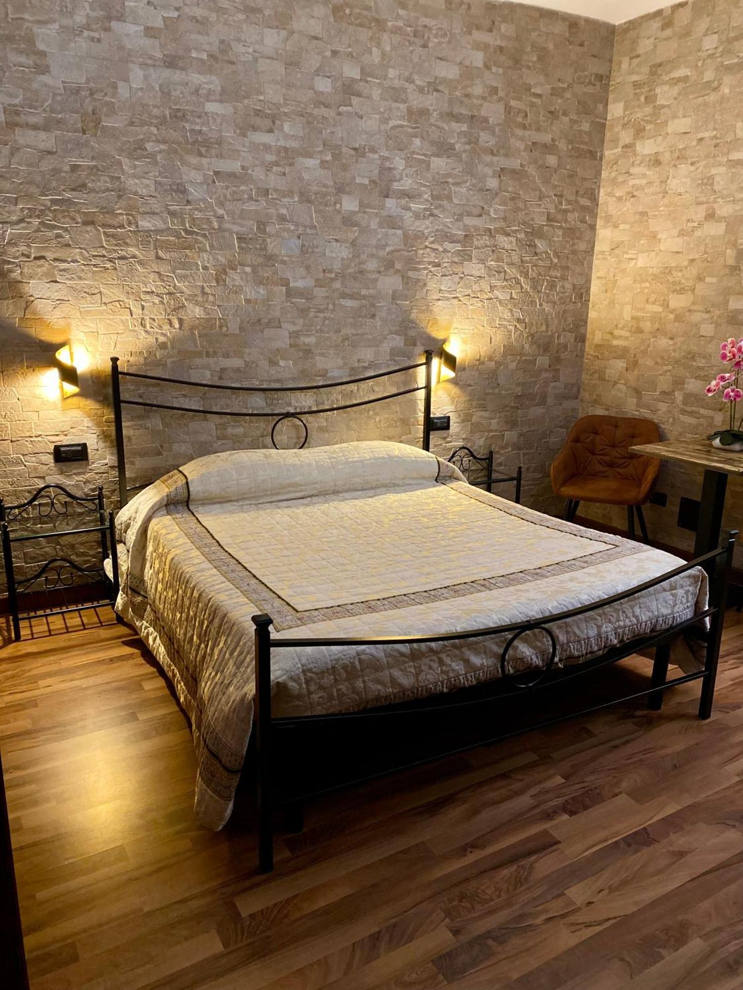 Uria Rooms & Suite B&B Vieste Exterior photo